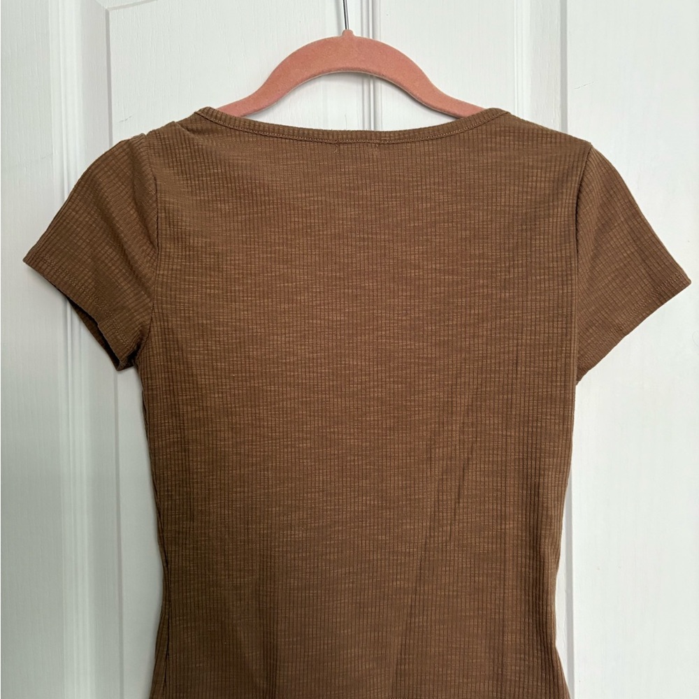2/20$ Garage Brown Ribbed Button-Down Top - Picture 3 of 3